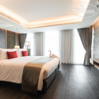 Ramada Plaza by Wyndham Chao Fah 