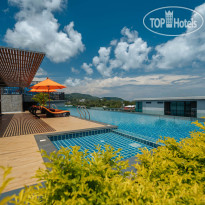 Rooftop pool в Wekata Luxury 4*