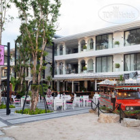 Anona Beachfront Phuket Resort