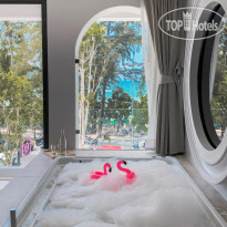 Anona Beachfront Phuket Resort