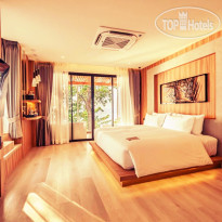 Anona Sunset Boutique 