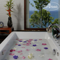Ayara Kamala Resort & Spa