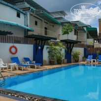 Rattana Beach Hotel 