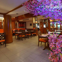 Rattana Beach Hotel 