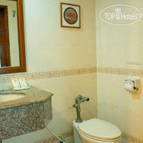 Rattana Beach Hotel 
