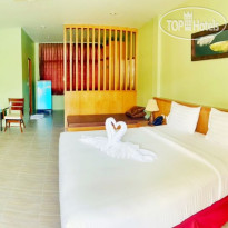 Dome Resort (Villa Botany Kata Beach)