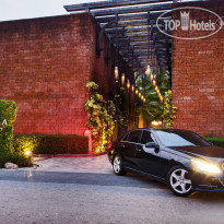 Anantara Mai Khao Phuket Villas Вход в отель