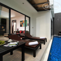 Seastone Pool Villa