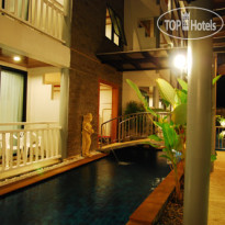 Honey Resort 