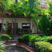 Club Coconut Resort