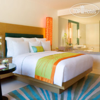 Renaissance Phuket Resort & Spa 