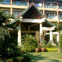 White Peach Hotel