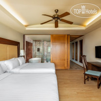 Centara Grand Beach Resort Phuket 