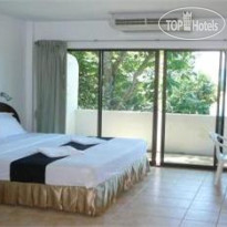 Karon Cliff Contemporary Boutique 