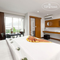 Patong Bay Residence