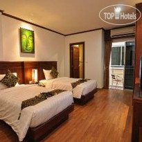 Hemingways Hotel