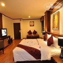 Hemingways Hotel