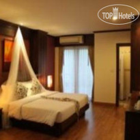 Hemingways Hotel
