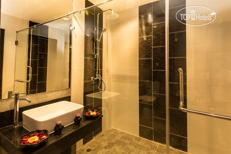 Новые добавленные фото туристов Tanawan Phuket 3*