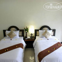 Airport Resort & Spa 