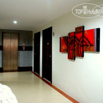 Home 8 Hotel 