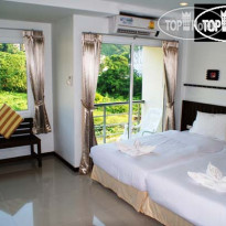 Athome Hotel two Nanai 8 & Thai Kitchen