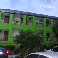 Amadeus Hotel Отель