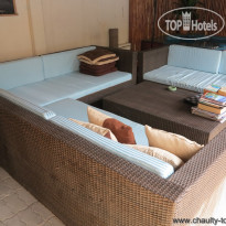Chaulty Towers Guest House Лобби