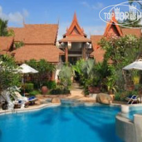 Thai House Beach Resort