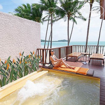 Sareeraya Villas & Suites