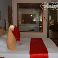 The White House Hotel 