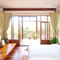 Amaresa Resort & Sky Bar 