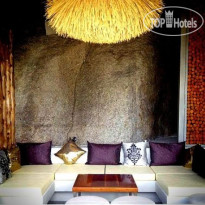 Bay Lounge & Resort 