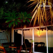 Bay Lounge & Resort 