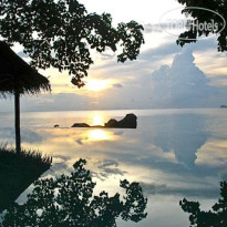 Bay Lounge & Resort