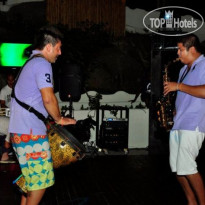 Bay Lounge & Resort