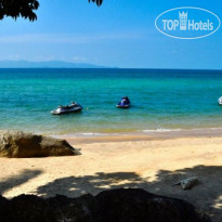 Bay Lounge & Resort