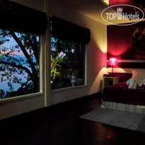 Bay Lounge & Resort