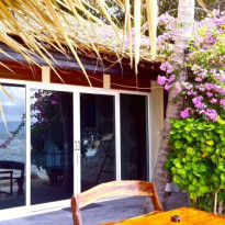 Bay Lounge & Resort