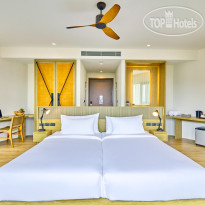 Beyond Skywalk Nangshi 