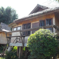 Golden Hut Guesthouse 