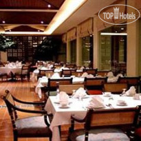 The Grand Riverside Hotel 