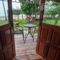 Yataa Island Resort