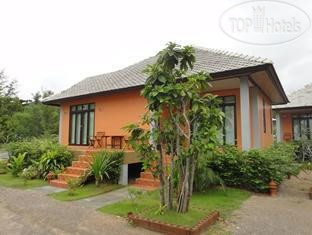 Hotel photo Khanom Sunrise Beach Resort 3*