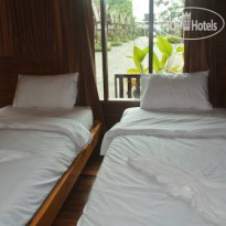 Ruenthong Resort Surat Thani 