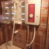 Ruenthai Rimnam Resort 