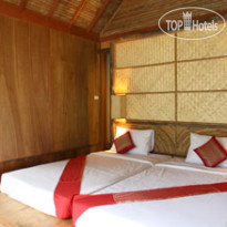 Cliff & River Jungle Resort
