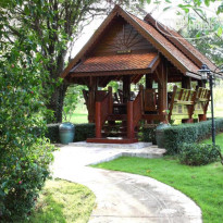Phuwanalee Resort