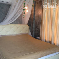 Bansuanrimnam Pakchong Resort 