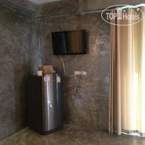 Bansuanrimnam Pakchong Resort 